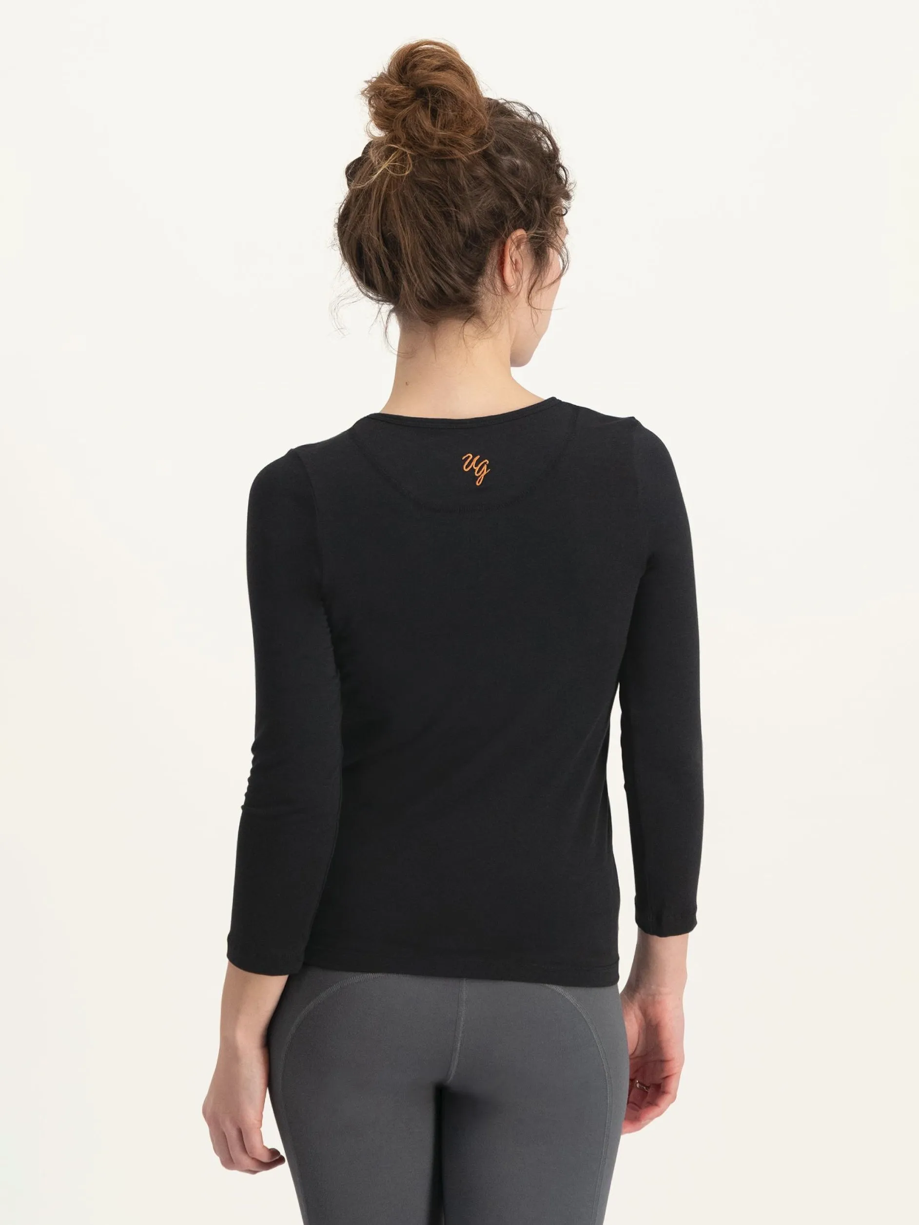 Urban Goddess Zora Long Sleeved Yoga Top - Urban Black